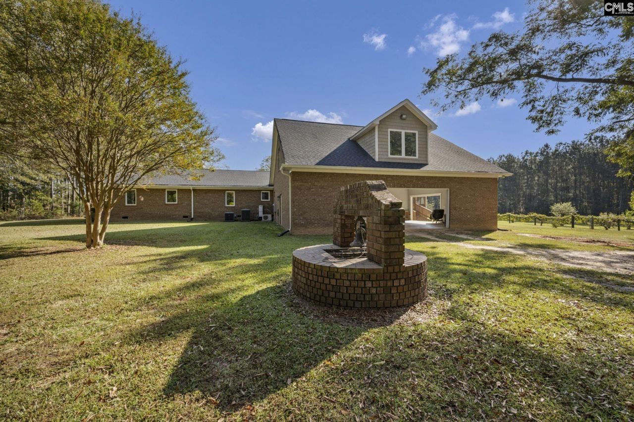 187 Peach Tree Street Photo 68