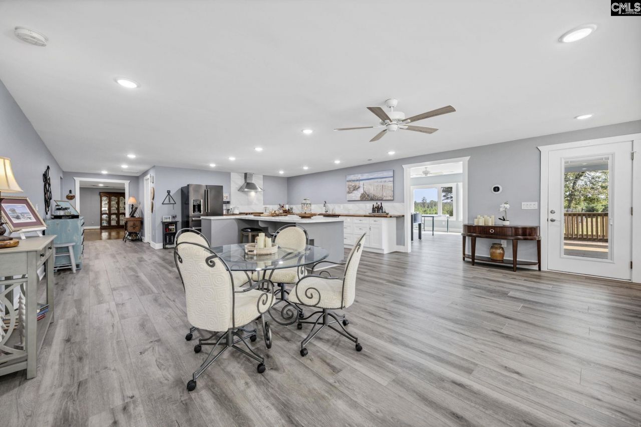 187 Peach Tree Street Photo 8