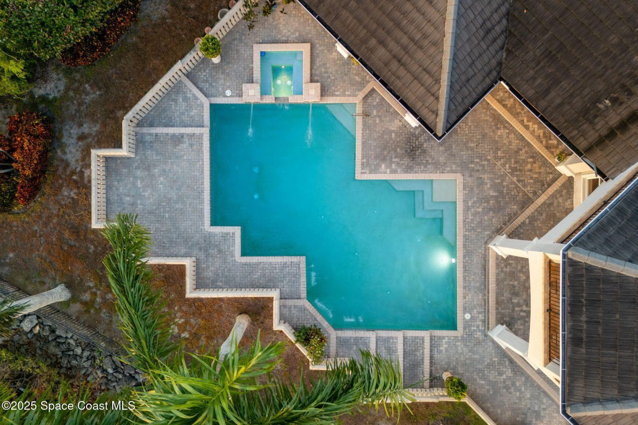 327 Lansing Island Drive, Indian Harbor Beach, FL 32937 Photo