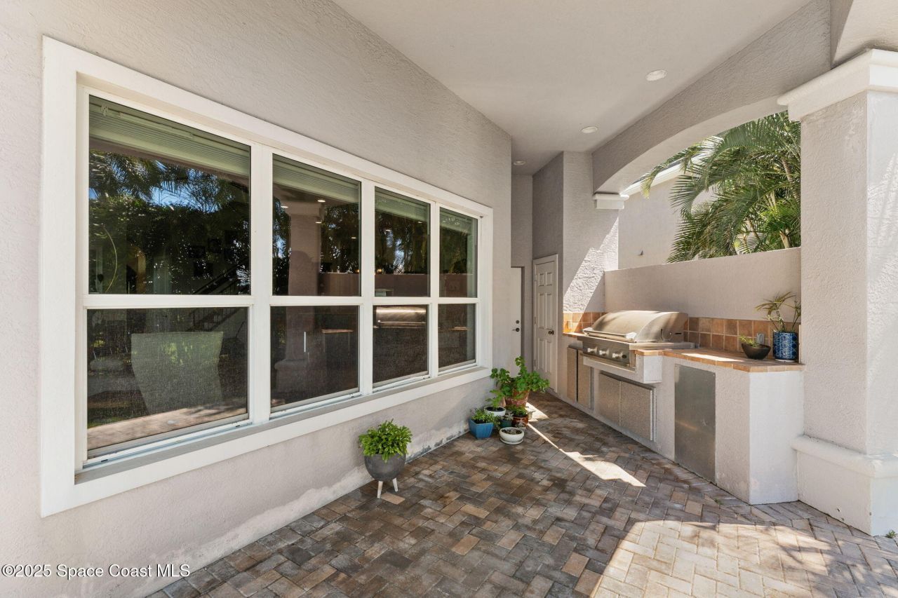 327 Lansing Island Drive, Indian Harbor Beach, FL 32937 Photo