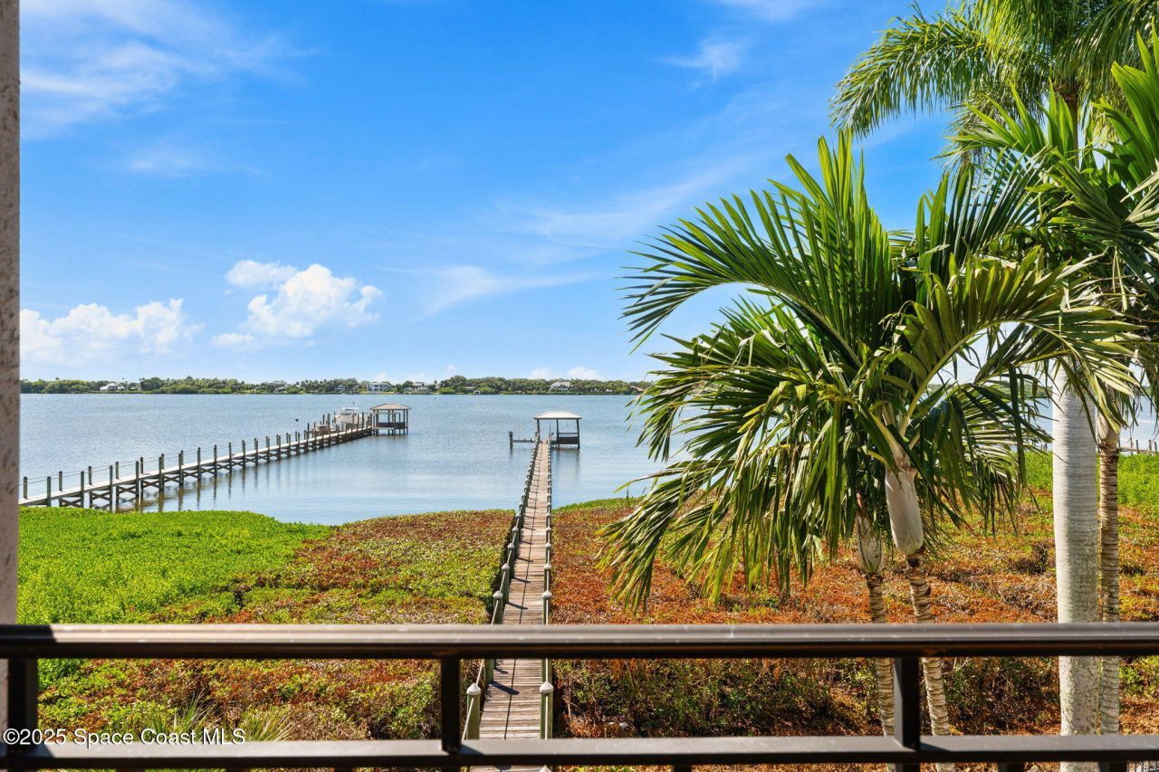 327 Lansing Island Drive, Indian Harbor Beach, FL 32937 Photo