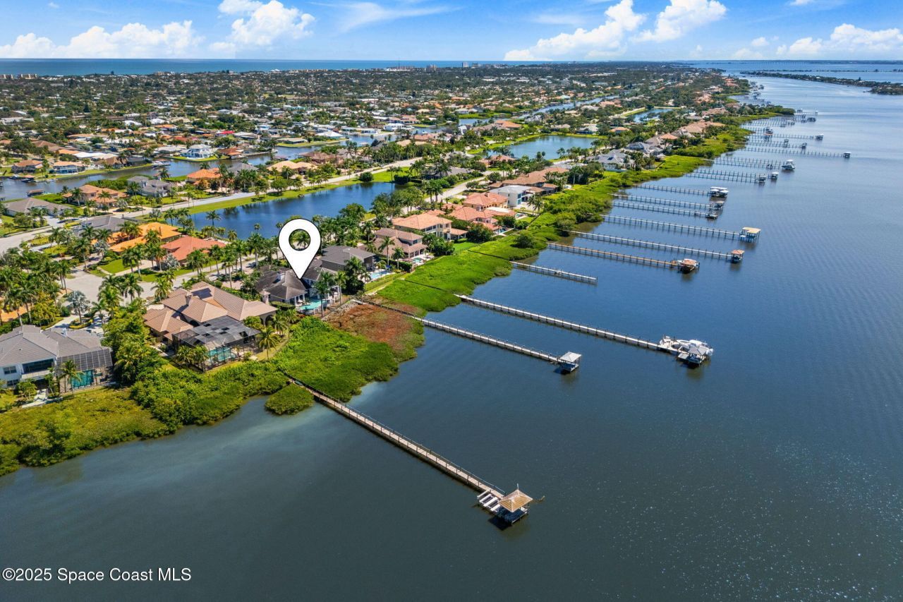 327 Lansing Island Drive, Indian Harbor Beach, FL 32937 Photo
