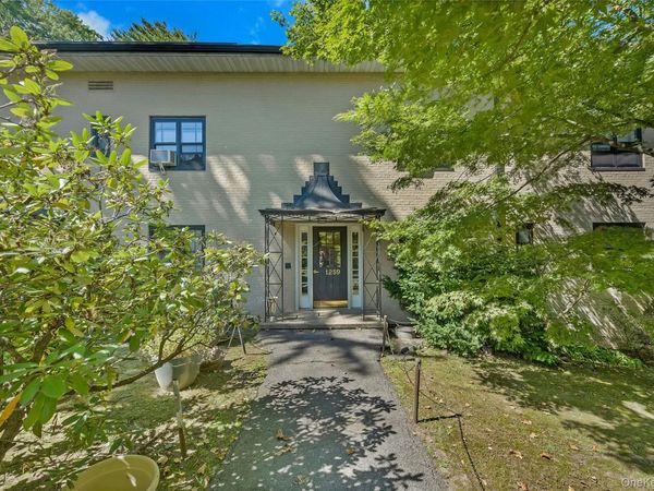 1259 California Road, Unit 2 (C23), Eastchester, NY 10709