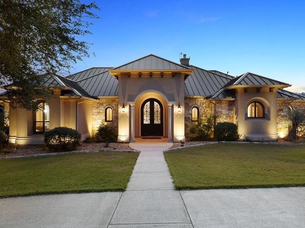 839 Wesley Ridge DR, Spicewood, TX 78669
