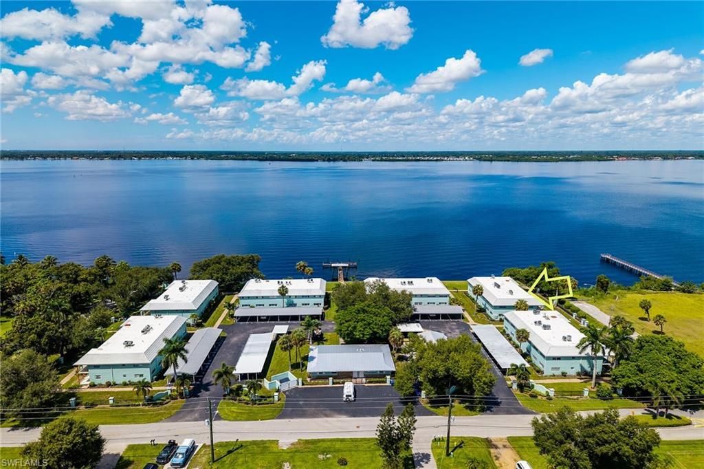 3225 E Riverside Dr, Fort Myers, FL 33916 Photo