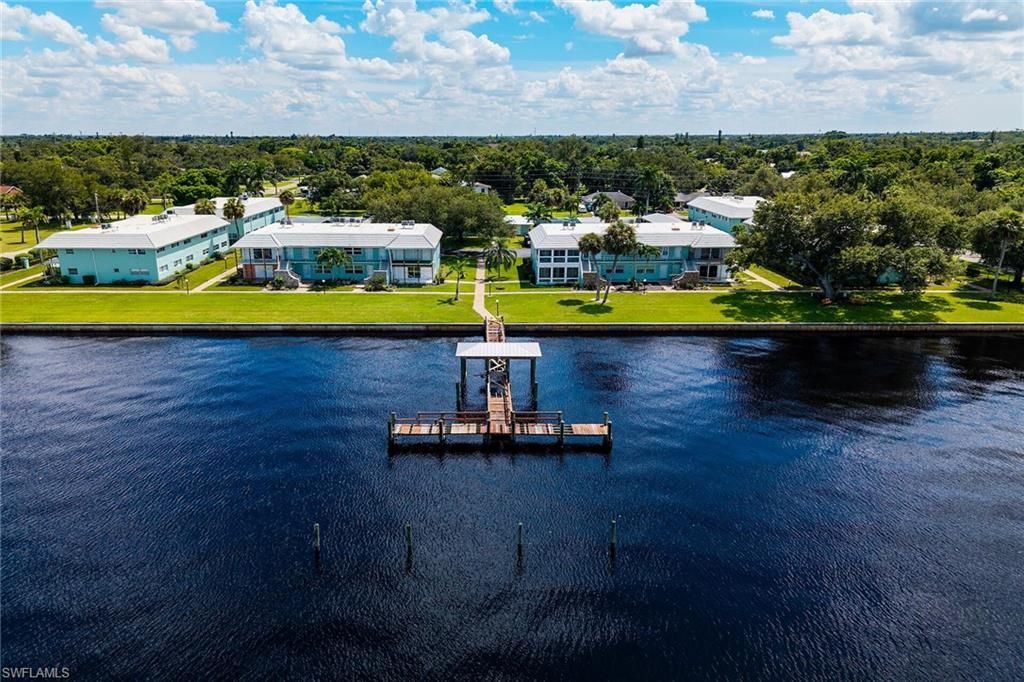 3225 E Riverside Dr, Fort Myers, FL 33916 Photo