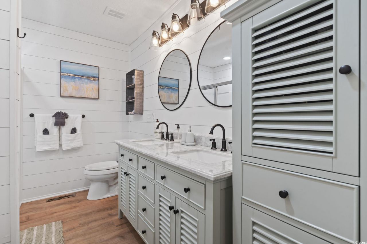 933 Villa Dr. Photo 21