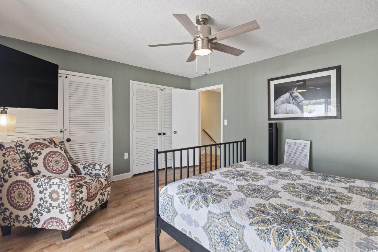 933 Villa Dr. Photo 27