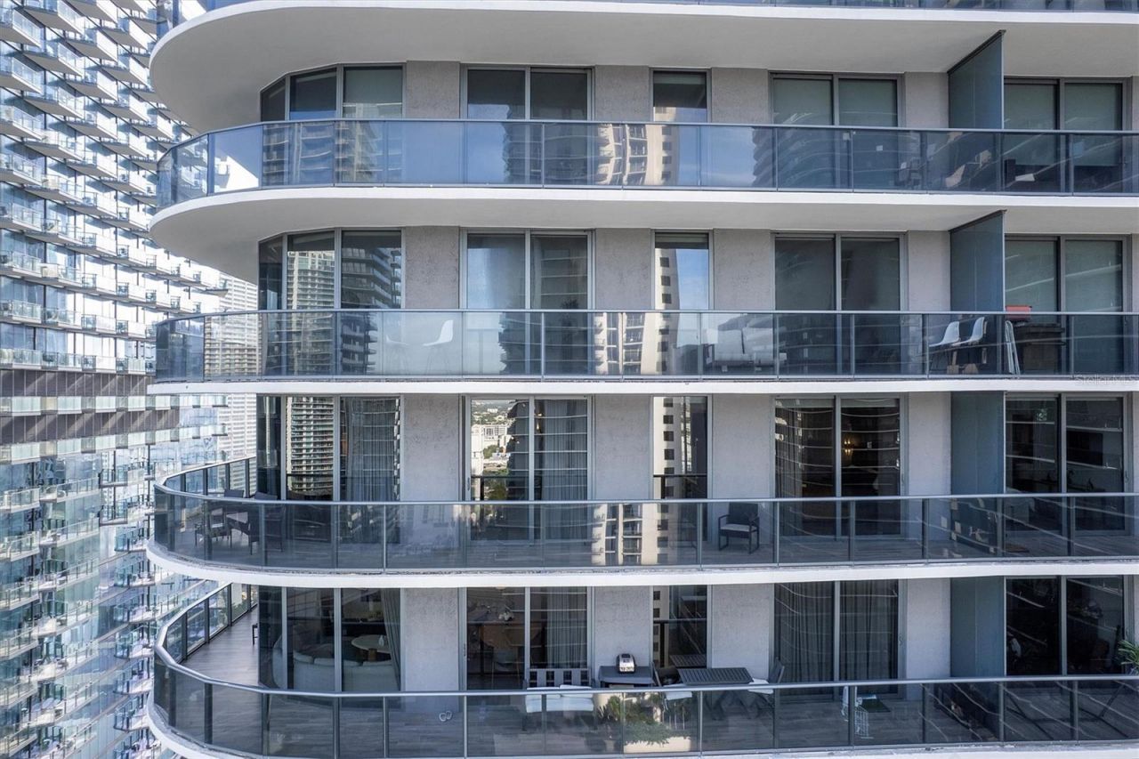 801 S Miami Avenue, Unit 2509, Miami, FL 33130 Photo