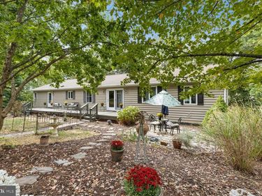 2891 SAUMSVILLE ROAD, MAURERTOWN, VA 22644