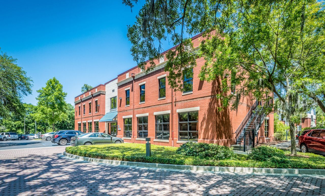 3520 W Montague Avenue Photo 17