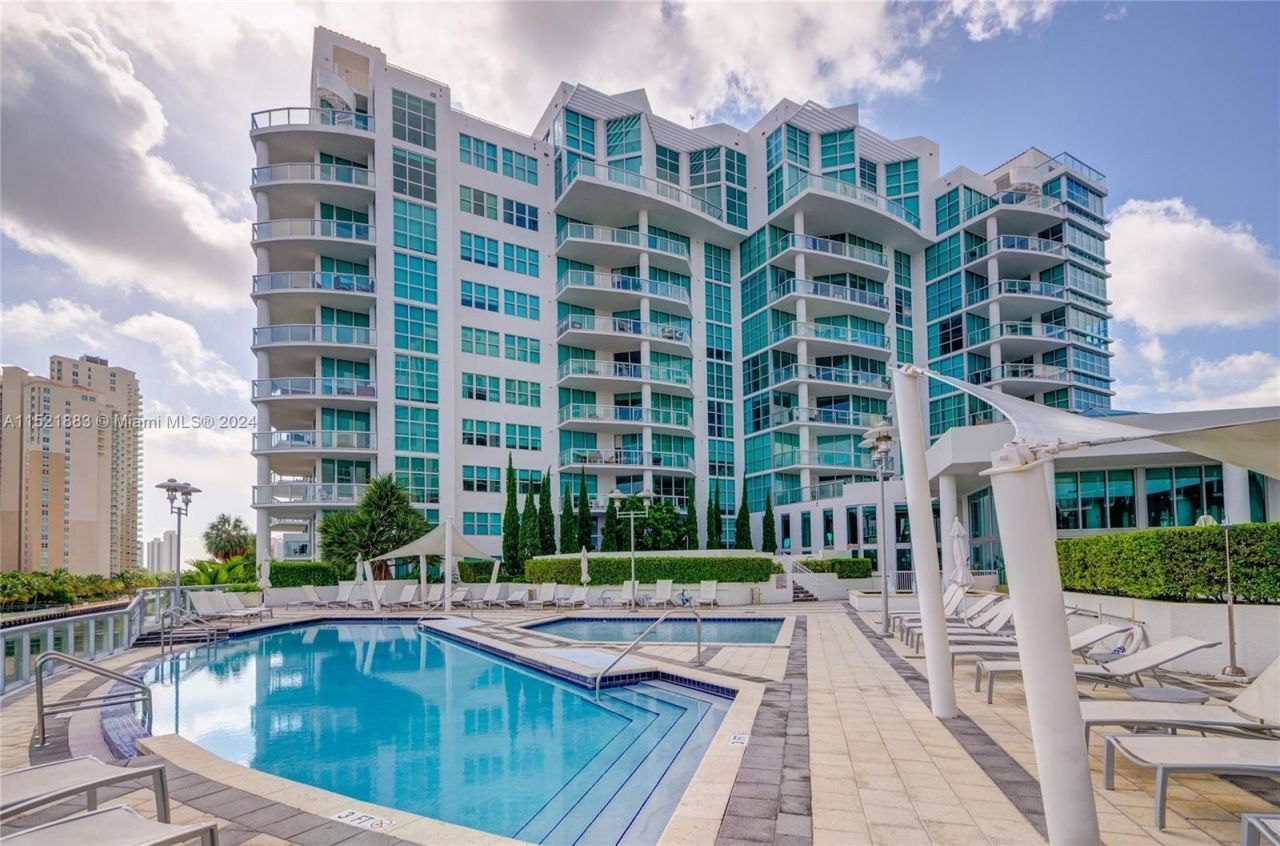 3131 NE 188th Street, Unit 2-705, Aventura, FL 33180 Photo