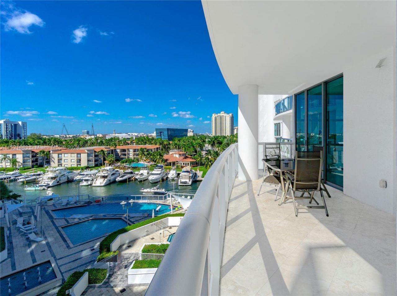 3131 NE 188th Street, Unit 2-705, Aventura, FL 33180 Photo