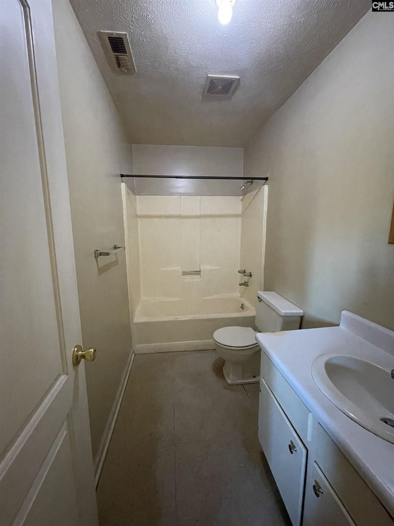 158 Sharyn Lane Photo 11