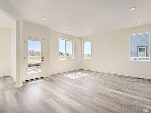 1236 S Algonquian Street, Aurora, CO 80018