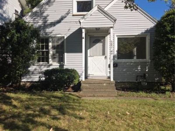 582 Roxbury Avenue, Youngstown, OH 44502