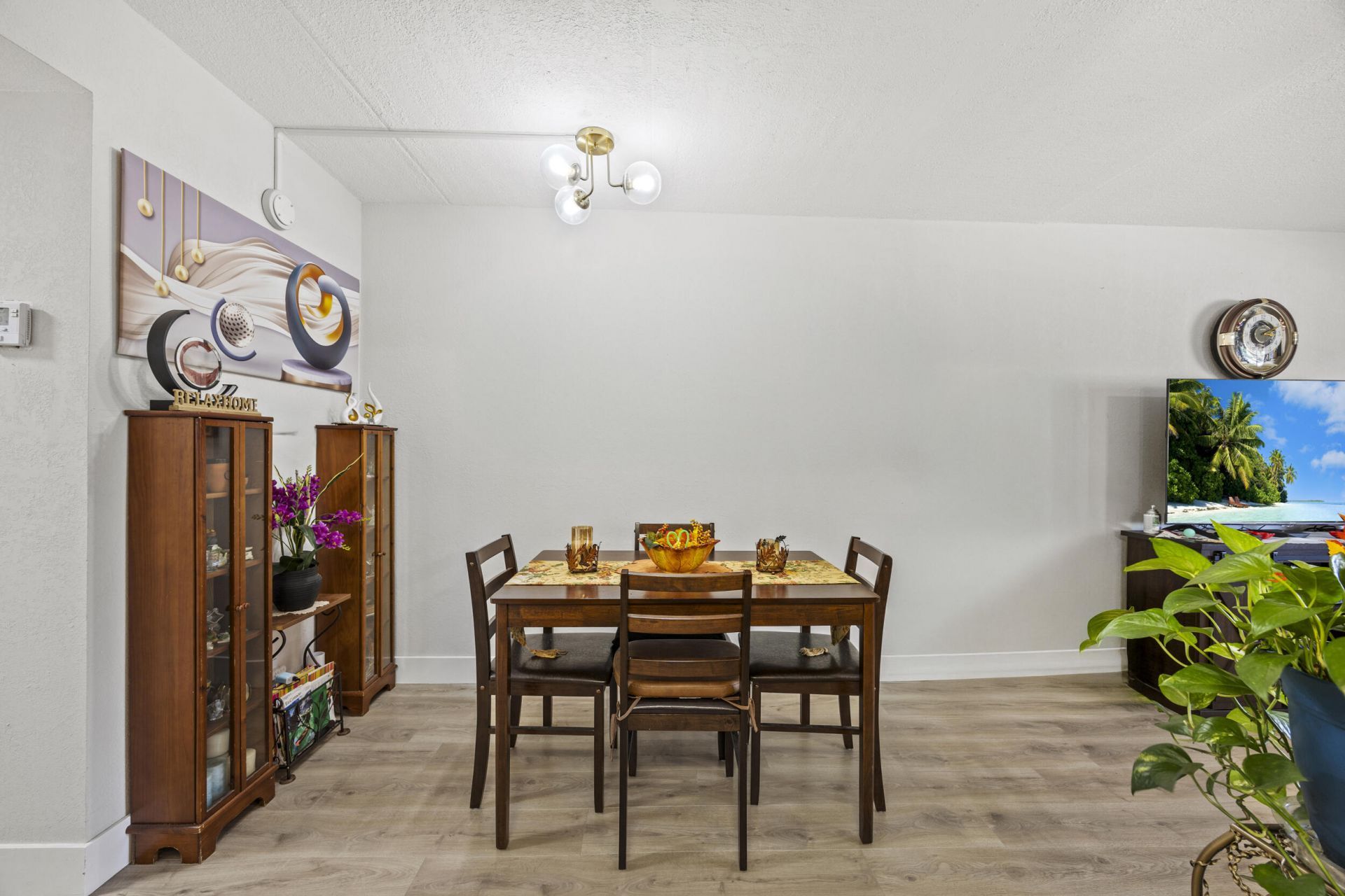 200 Village Green Circle E, Unit 202, Palm Springs, FL 33461 Photo
