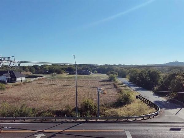 2424 County Road 913, Burleson, TX 76058