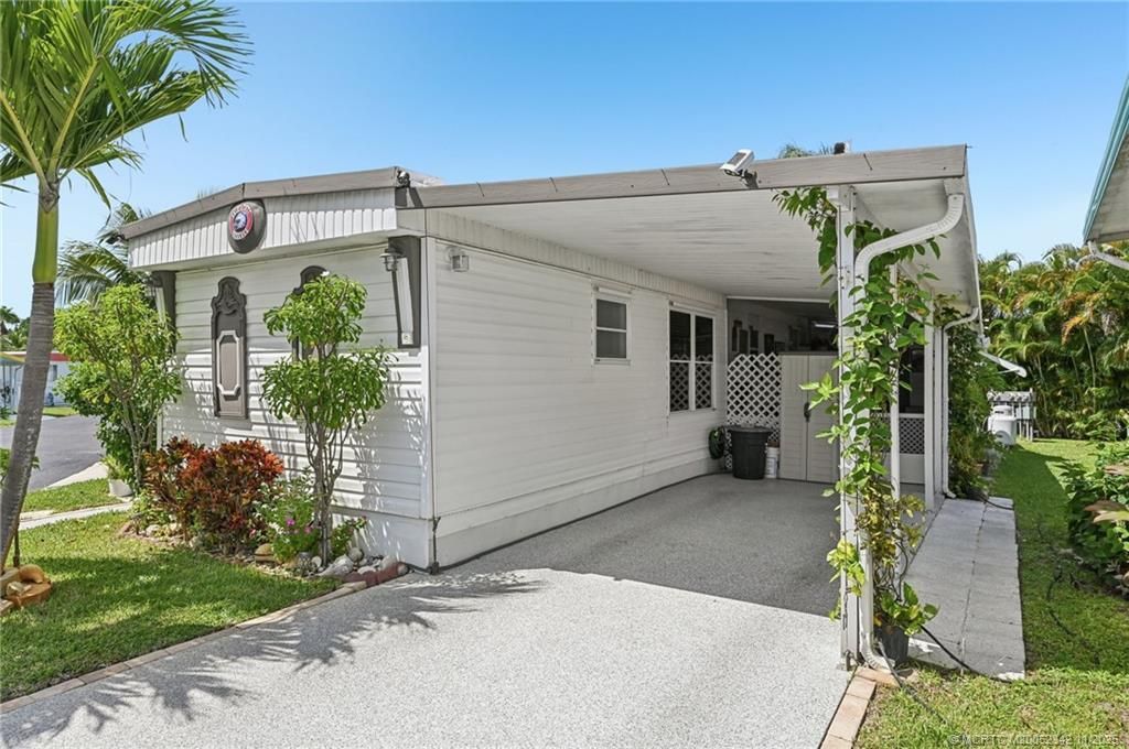 4756 NE Blue Heron Lane, Jensen Beach, FL 34957 Photo