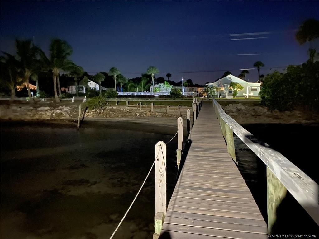 4756 NE Blue Heron Lane, Jensen Beach, FL 34957 Photo