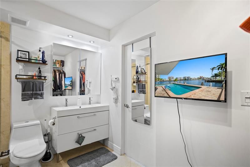 2900 NE 30th Street, Unit G-1, Fort Lauderdale, FL 33306 Photo