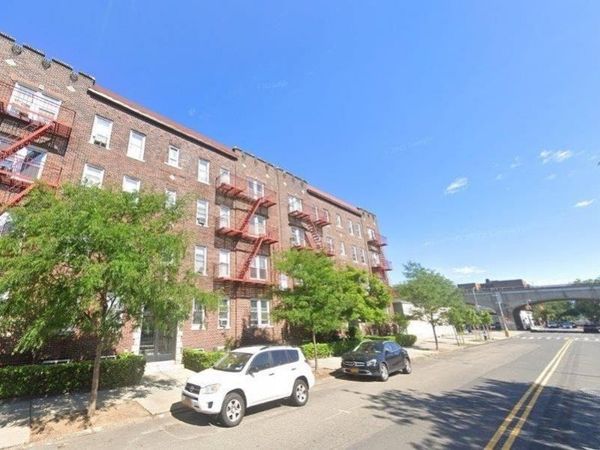45-20 43rd Street, Unit 1D, Sunnyside, NY 11104