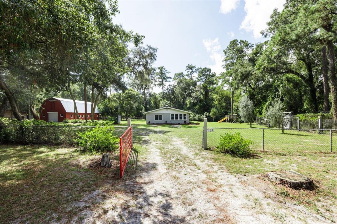 7505 SE 161st Terrace, Hawthorne, FL 32640 Photo