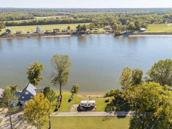 220 EMERALD LN, Morris Chapel, TN 38361