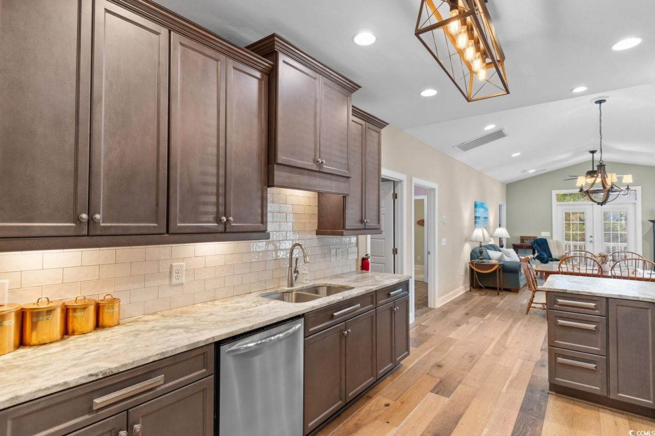 1809 24th Ave. N Photo 9