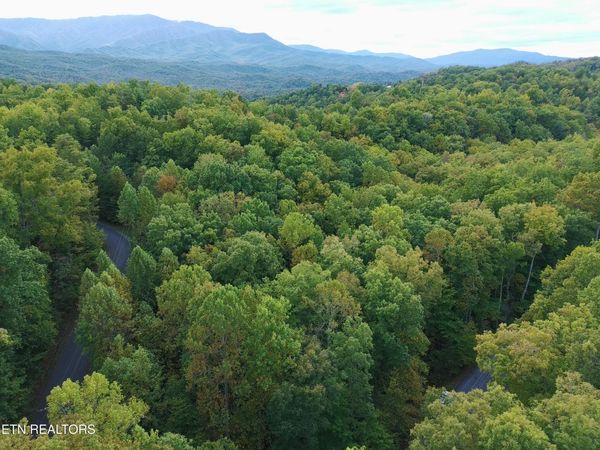 Lot 27 Pinnacle Vista Rd, Gatlinburg, TN 37738