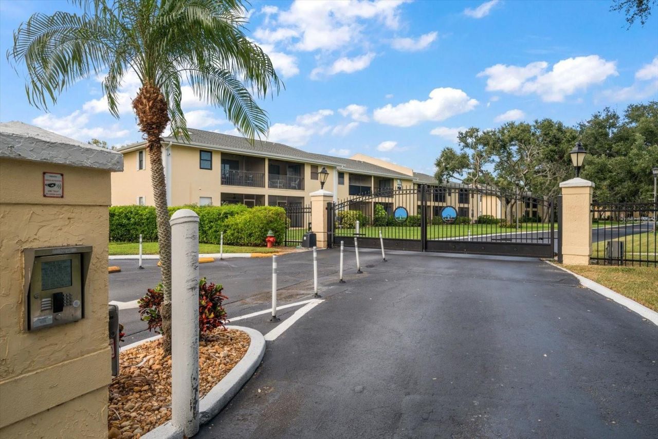 3001 58th Avenue S, Unit 1216, Saint Petersburg, FL 33712 Photo