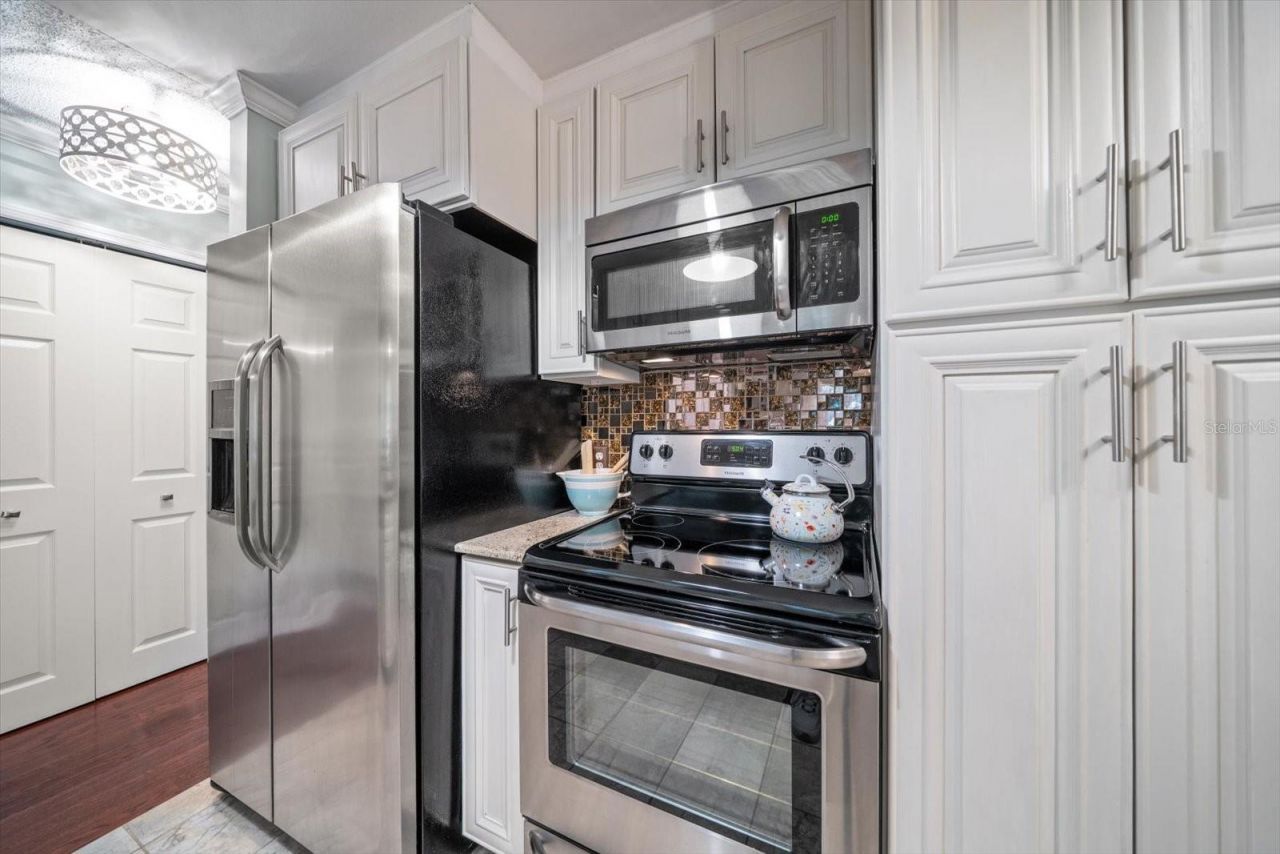 3001 58th Avenue S, Unit 1216, Saint Petersburg, FL 33712 Photo