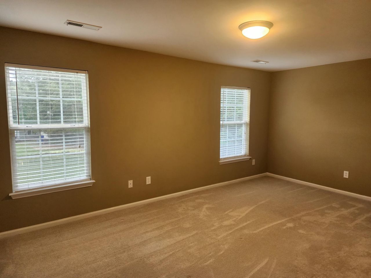 2607 Spivey Court Photo 11