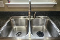 2607 Spivey Court photo 4