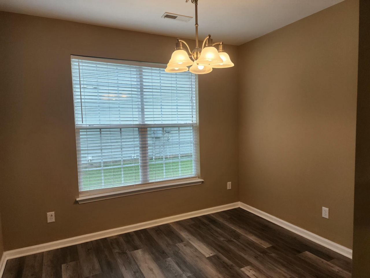 2607 Spivey Court Photo 6