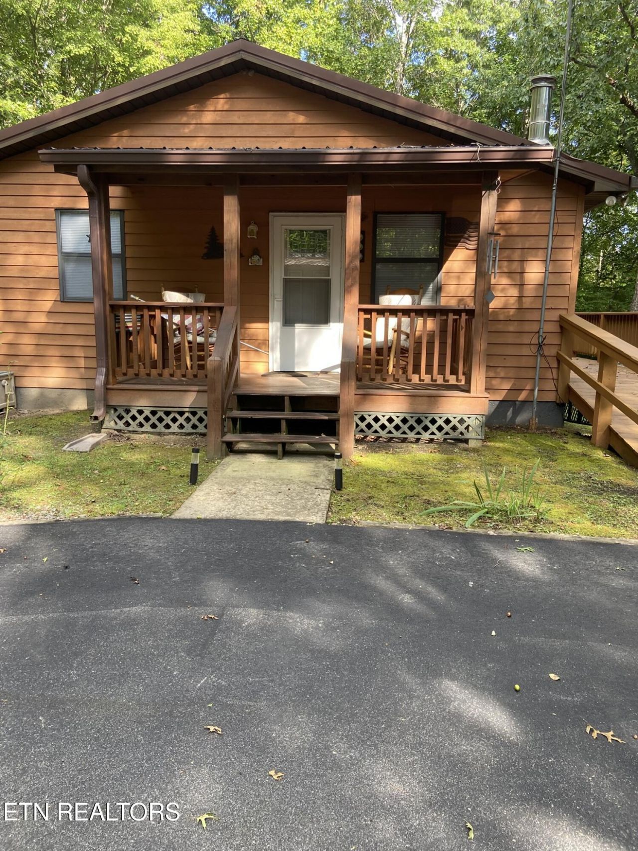 1729 Huckleberry Rd Monterey, TN 38574