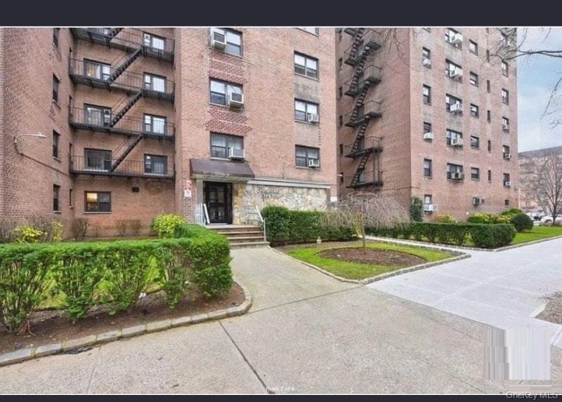 138-25 31 Drive, Unit 6L, Flushing, NY 11354 Main Photo