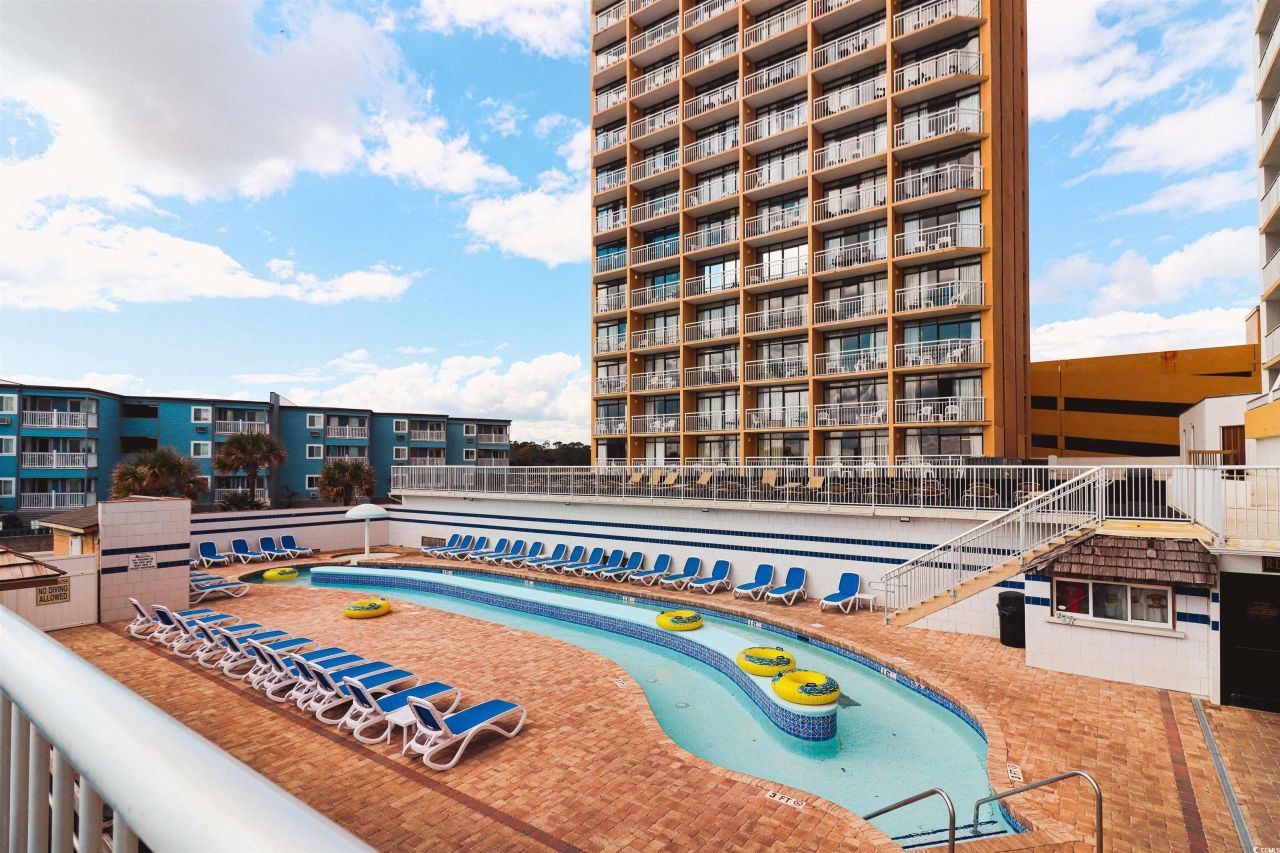 9550 Shore Dr. Photo 2