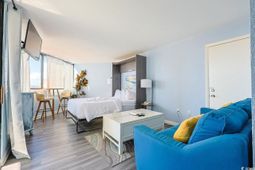 9550 Shore Dr. photo 4