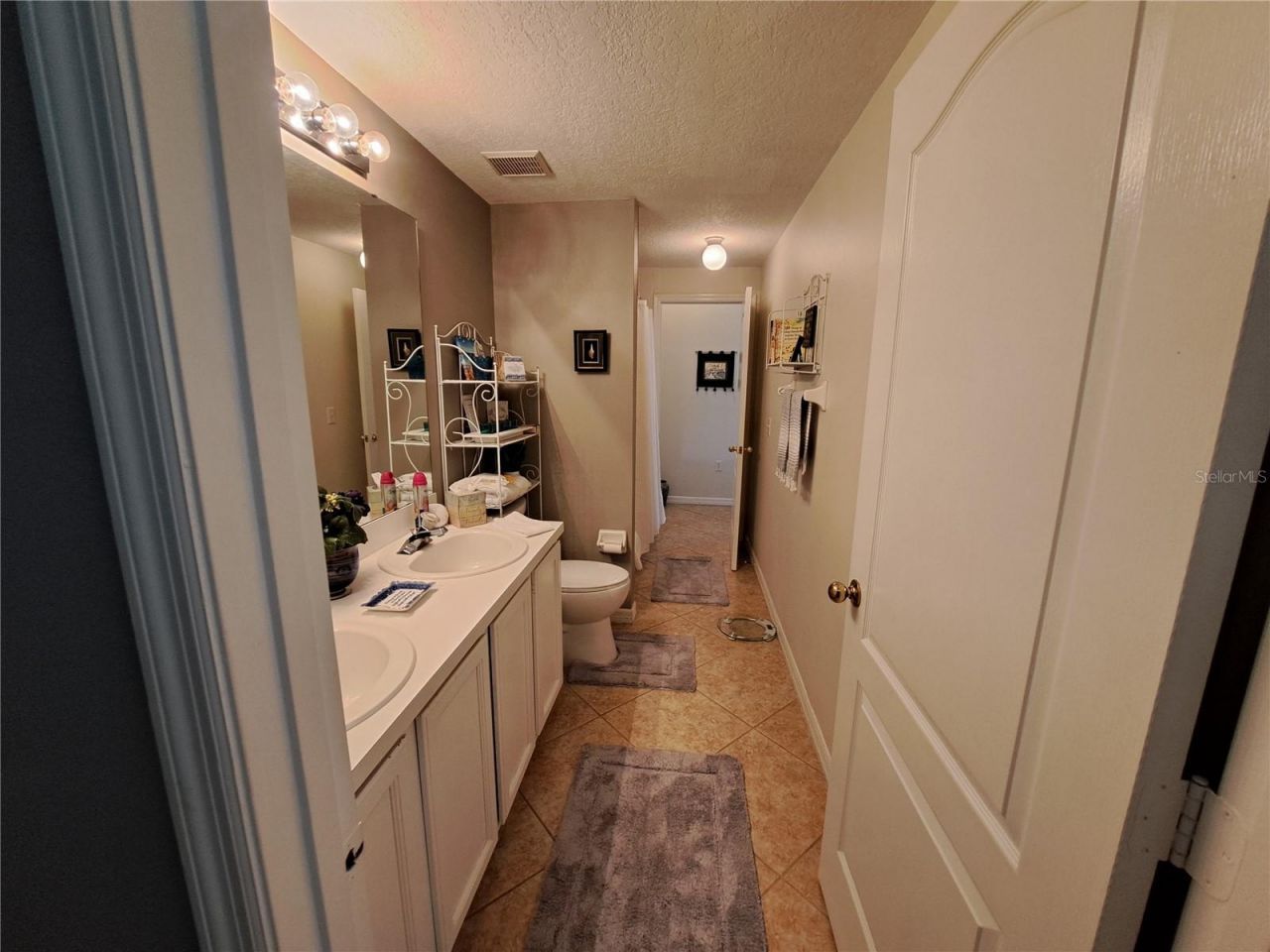 2863 Middleton Circle, Kissimmee, FL 34743 Photo