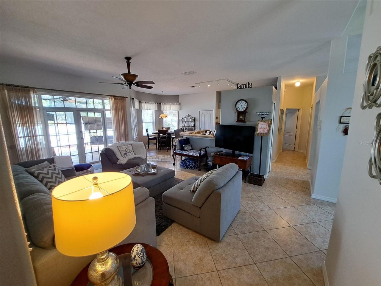 2863 Middleton Circle, Kissimmee, FL 34743 Photo