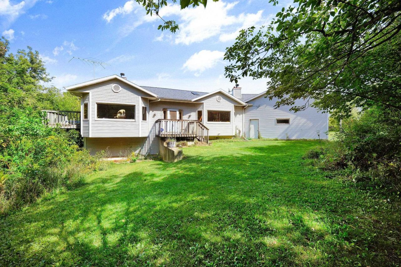 847 County Road JG Mount Horeb, WI 53572