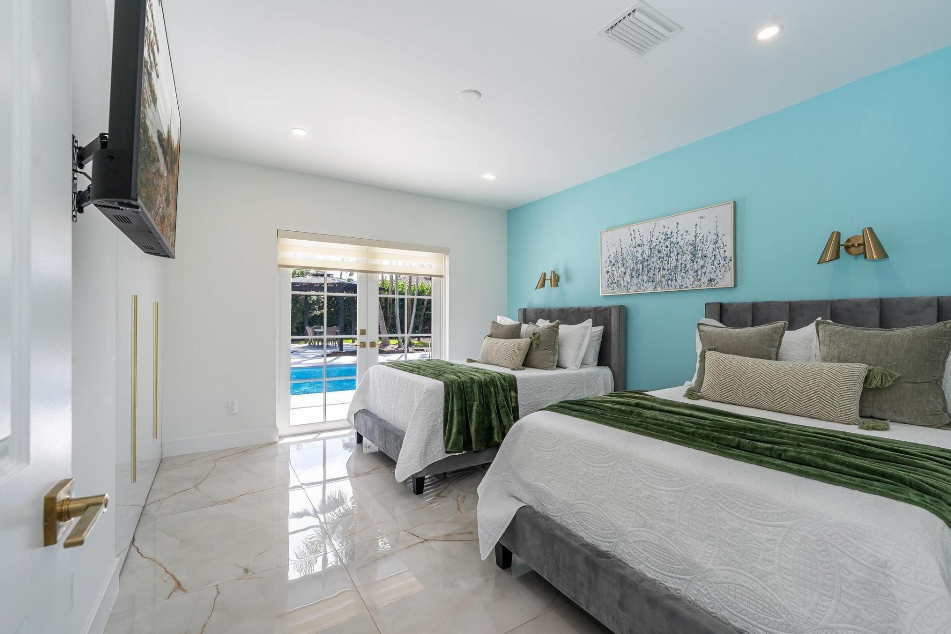 15201 SW 74th Place, Palmetto Bay, FL 33157 Photo