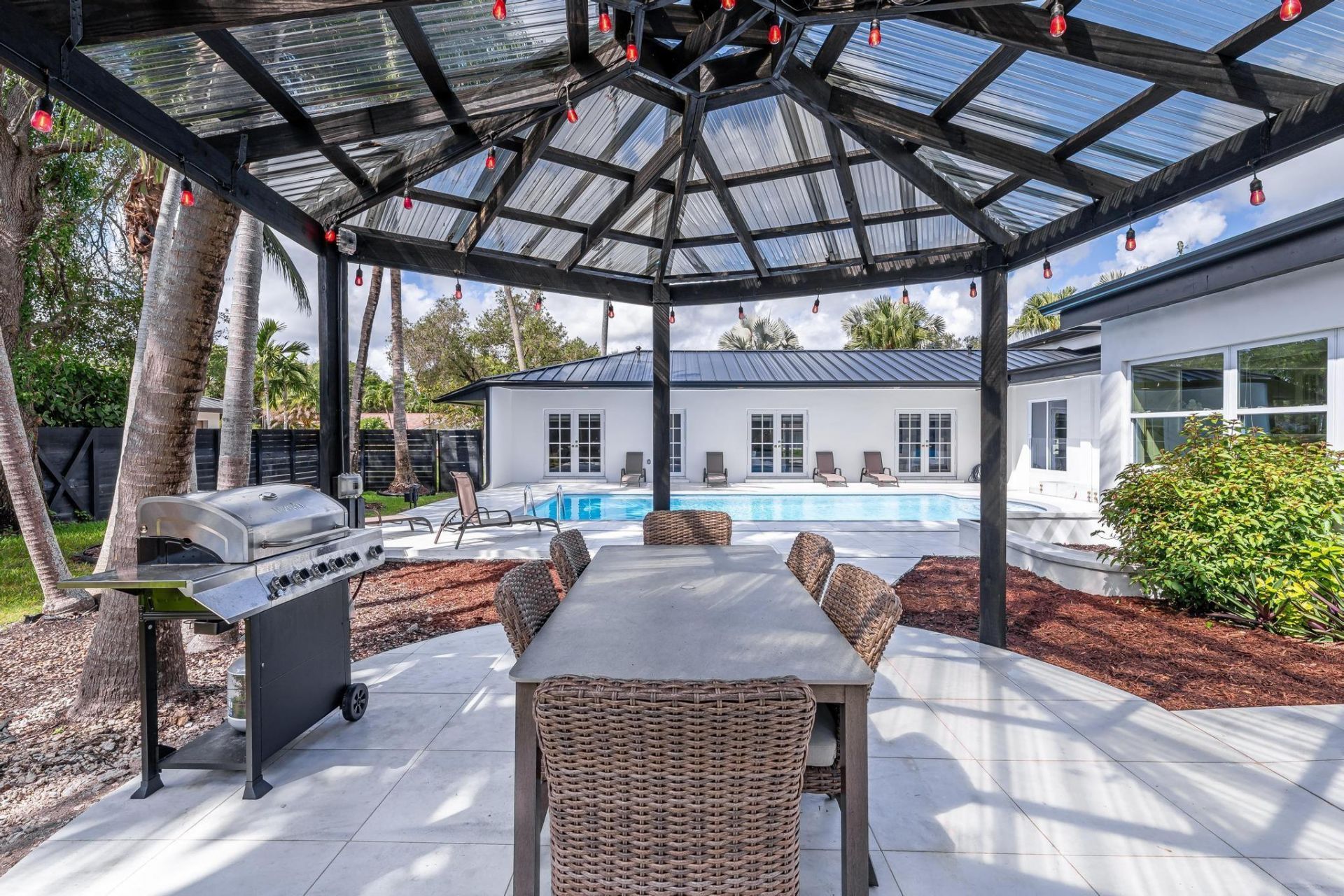 15201 SW 74th Place, Palmetto Bay, FL 33157 Photo