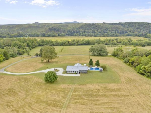 12189 NORWOOD RD, WINGINA, VA 24599