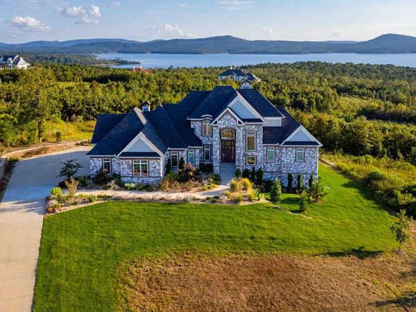 21617 Waterview Drive, Roland, AR 72135