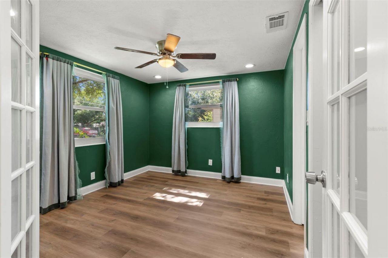 1654 50th Avenue N, Saint Petersburg, FL 33714 Photo