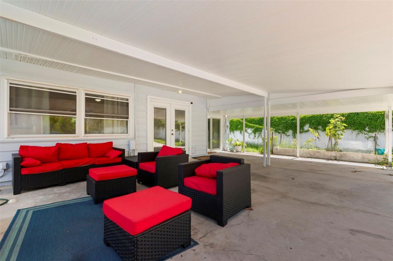 1654 50th Avenue N, Saint Petersburg, FL 33714 Photo