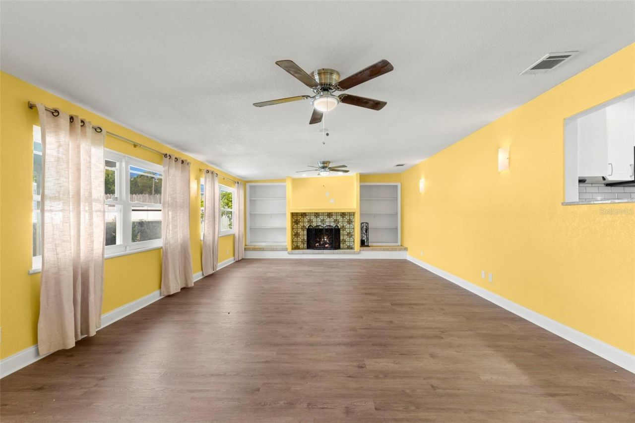 1654 50th Avenue N, Saint Petersburg, FL 33714 Photo