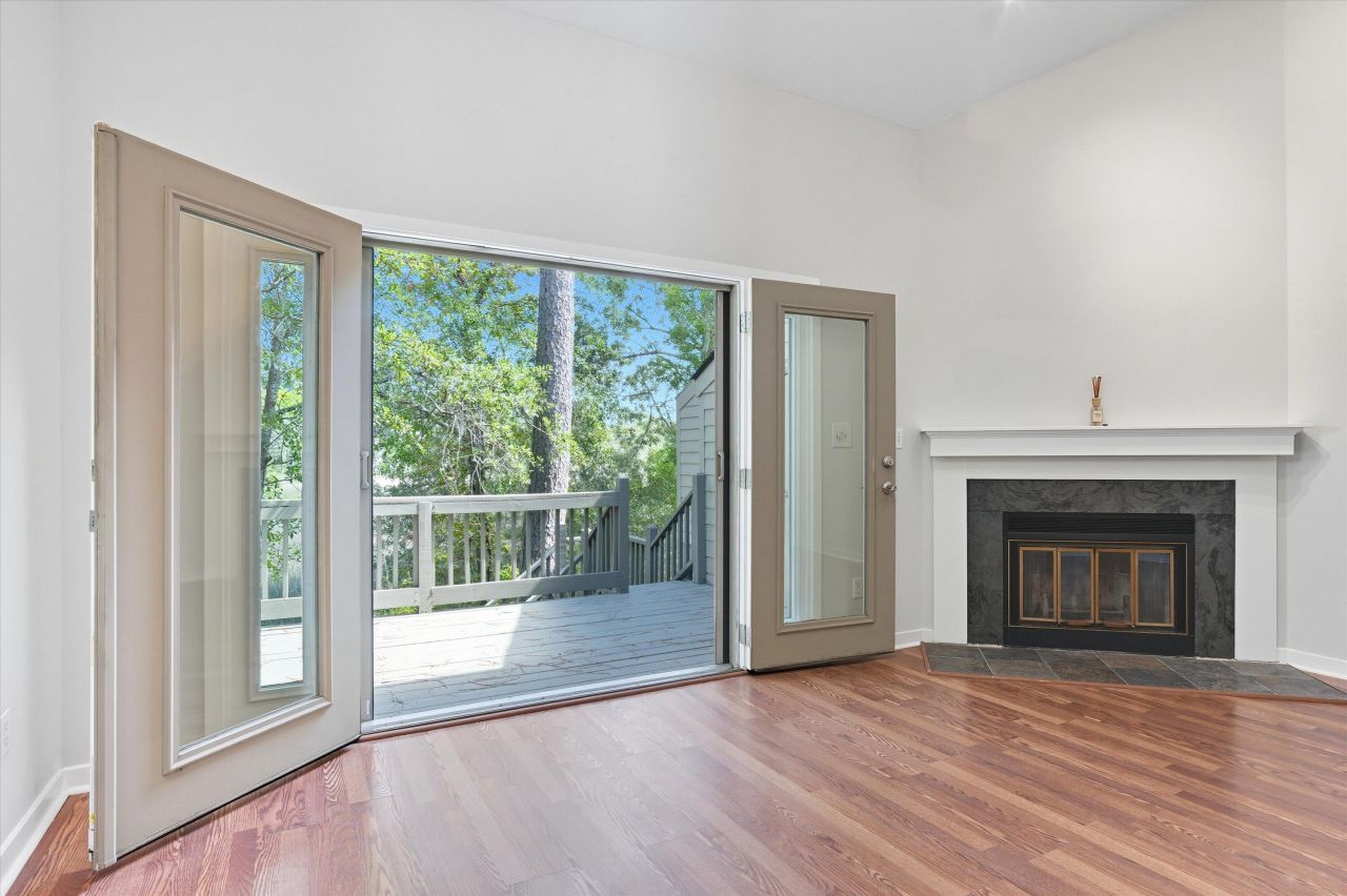 198 River Breeze Drive Photo 14